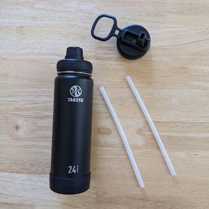 EUC Takeya 24oz with Original Spout Lid, Actives Straw Lid, and 2x Straws